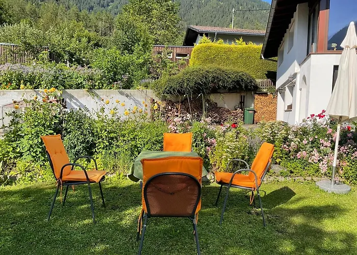 Double With A Kitchenette And Private Bathroom In A Beautiful Surrounding Гостевой дом 3*